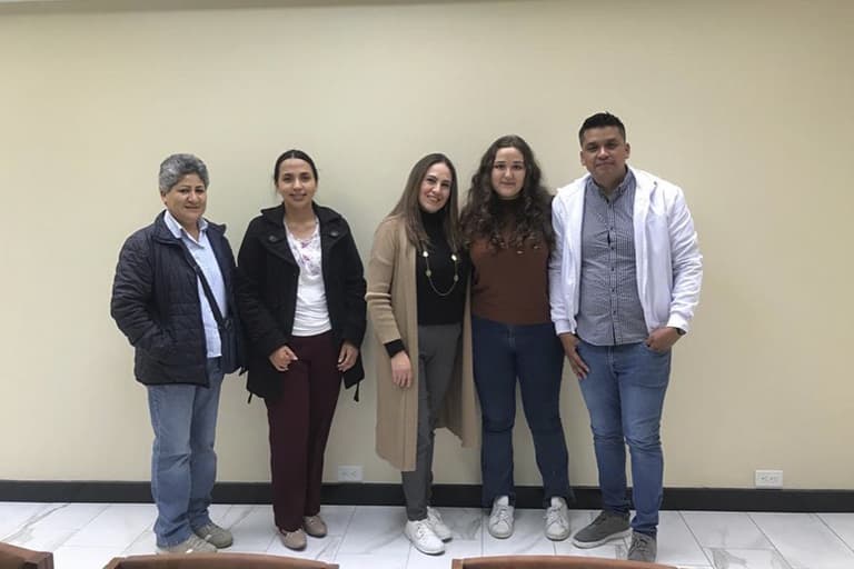 En la UHE fomentamos el desarrollo cultural y educativo del país
