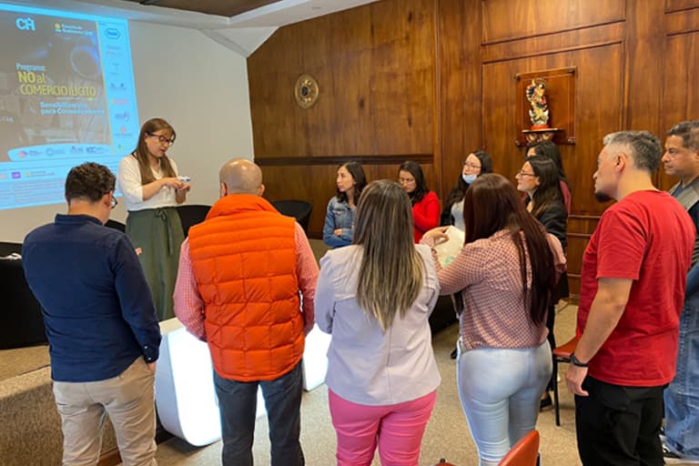 Taller dirigido a periodistas y comunicadores