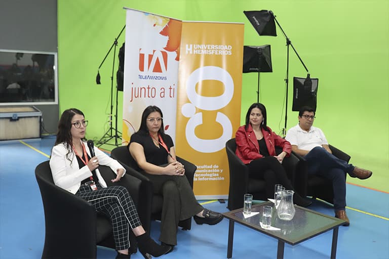 Día a Día celebra sus 25 años junto a nuestros estudiantes de la FCOM