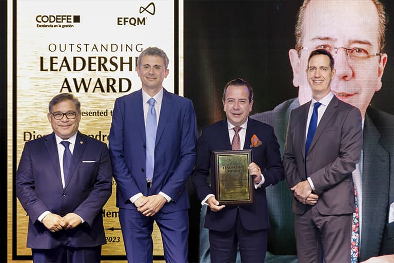 EFQM Awards 2023 otorgó reconocimiento a nuestro Rector
