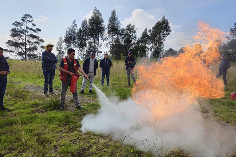 Capacitación de manejo y uso de extintores
