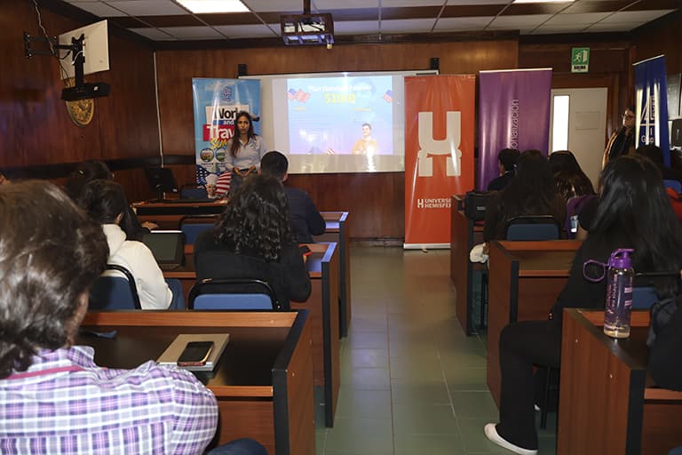 Programa de intercambio “Work and Travel 2024”