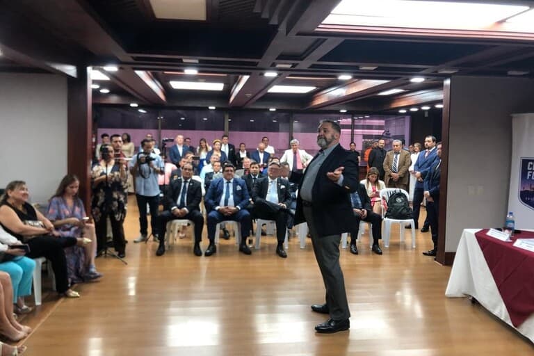 La UHE presente en el Primer Congreso de Tecnología Espacial