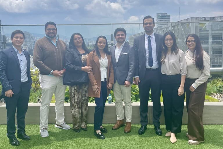 UHE abre puertas a sus estudiantes de Derecho