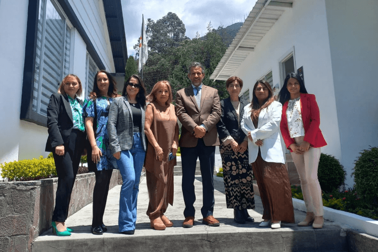 Firma de convenio con la REDLACEH