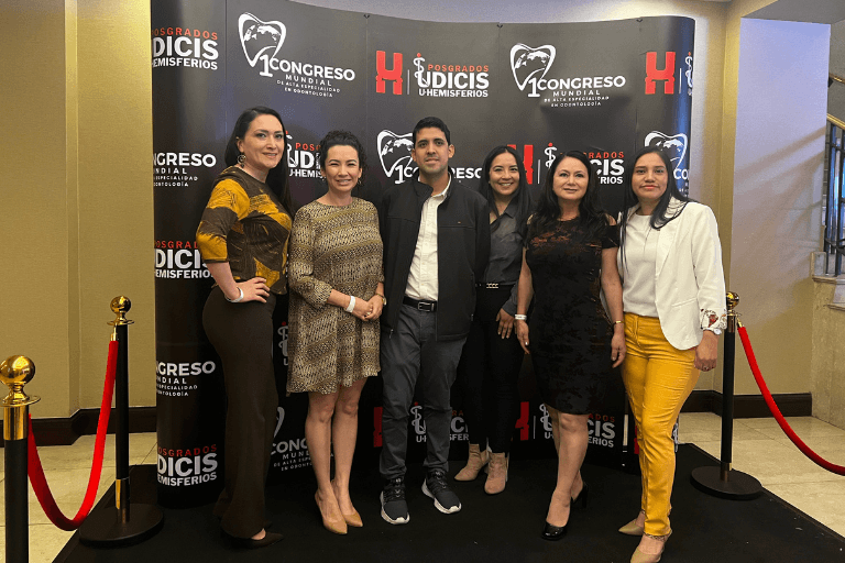 Universidad Hemisferios realizó con éxito el Primer Congreso Mundial de Alta Especialidad en Odontología