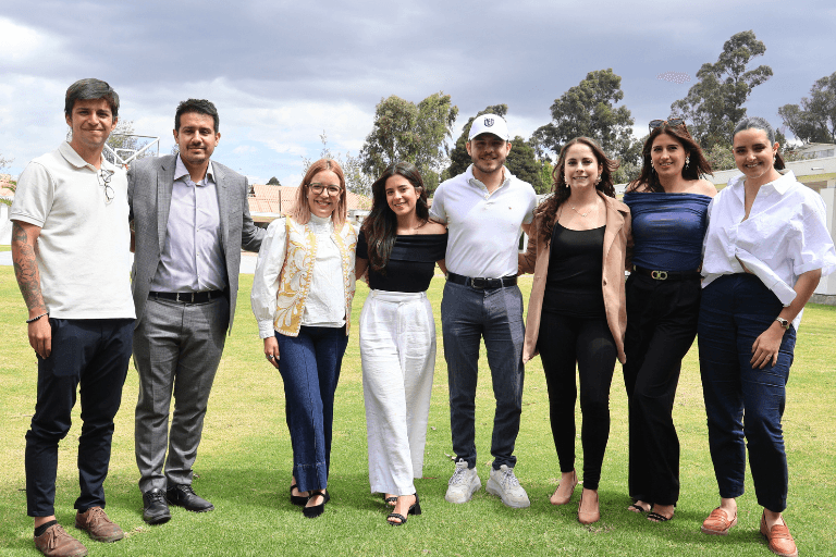 Alumni UHE: Siempre parte de nuestra comunidad