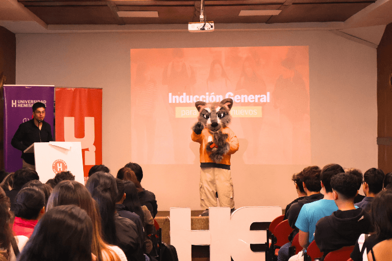 Own Your Experience, una inolvidable inducción para nuevos alumnos