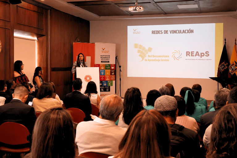 V Feria de Proyectos de Vinculación: Un compromiso con la comunidad y el cambio