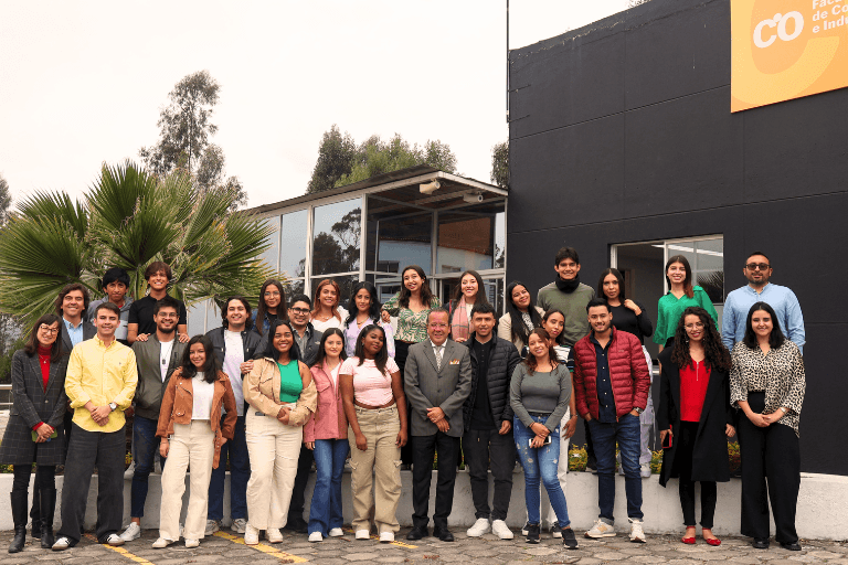Estudiantes de Comunicación de Colombia y Ecuador estrechan lazos en intercambio académico