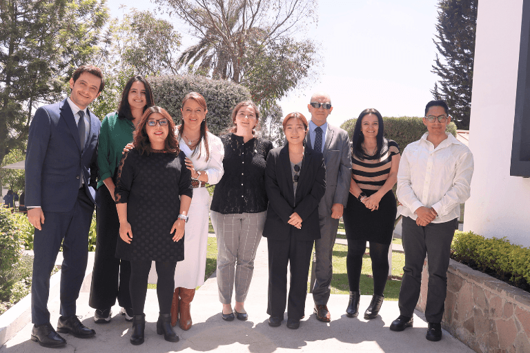 Universidad Hemisferios junto al IRI lanzan programa para formar a jóvenes líderes políticos
