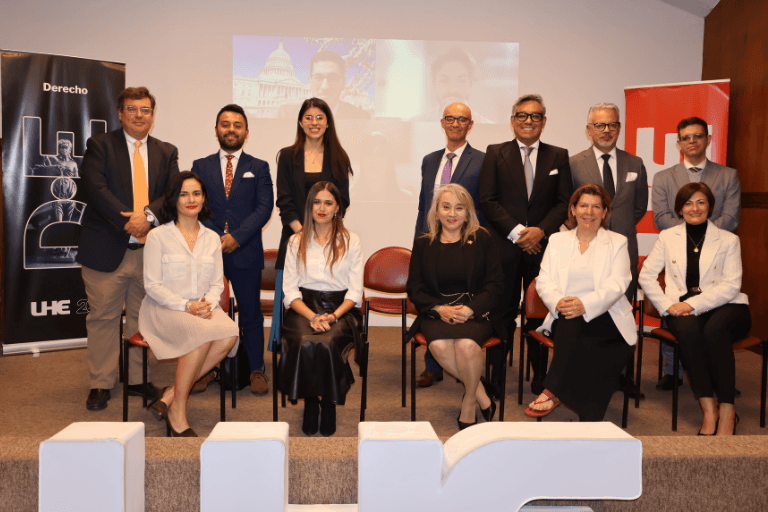 La UHE celebra el lanzamiento de la segunda edición de "Régimen de Competencia", un libro clave para el derecho ecuatoriano