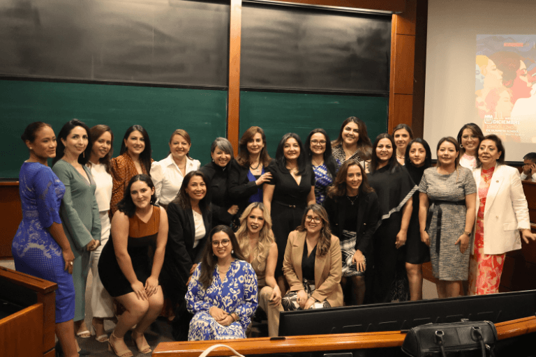 Universidad Hemisferios capacita a mujeres en Liderazgo y Gerencia pública