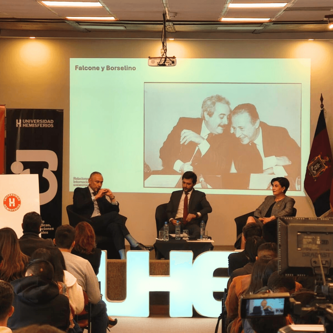 UHE aborda desafíos de seguridad con enfoque internacional