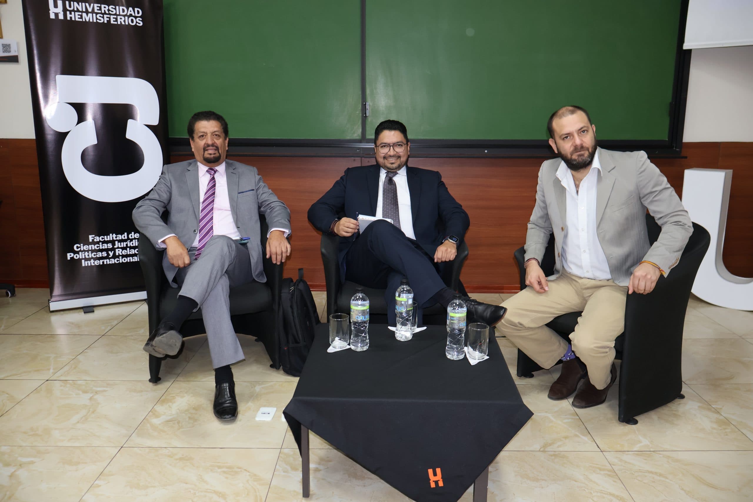 Conversatorio UHE: Sistema electoral ecuatoriano