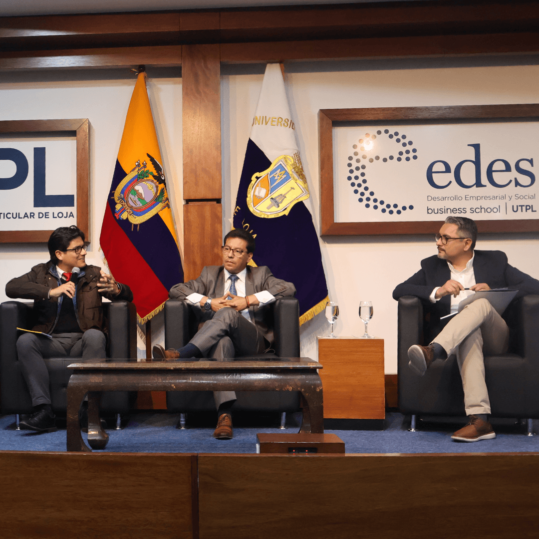 Académicos de la UHE participan en análisis del sistema electoral ecuatoriano en evento de UTPL y UNESCO
