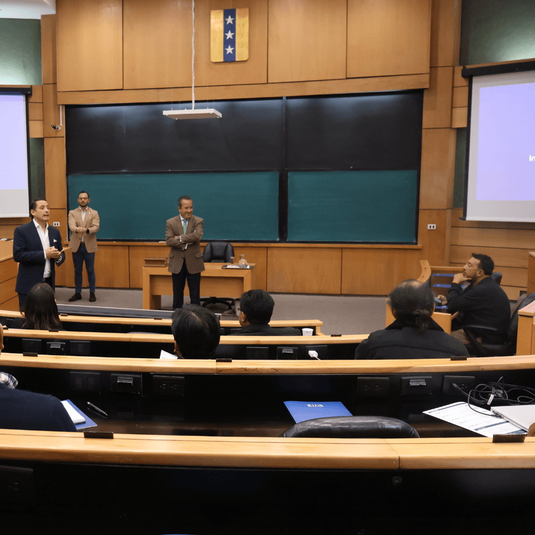 IDE Business School abre sus puertas y desafía a futuros líderes en el lanzamiento del innovador Máster in Management (MIM)