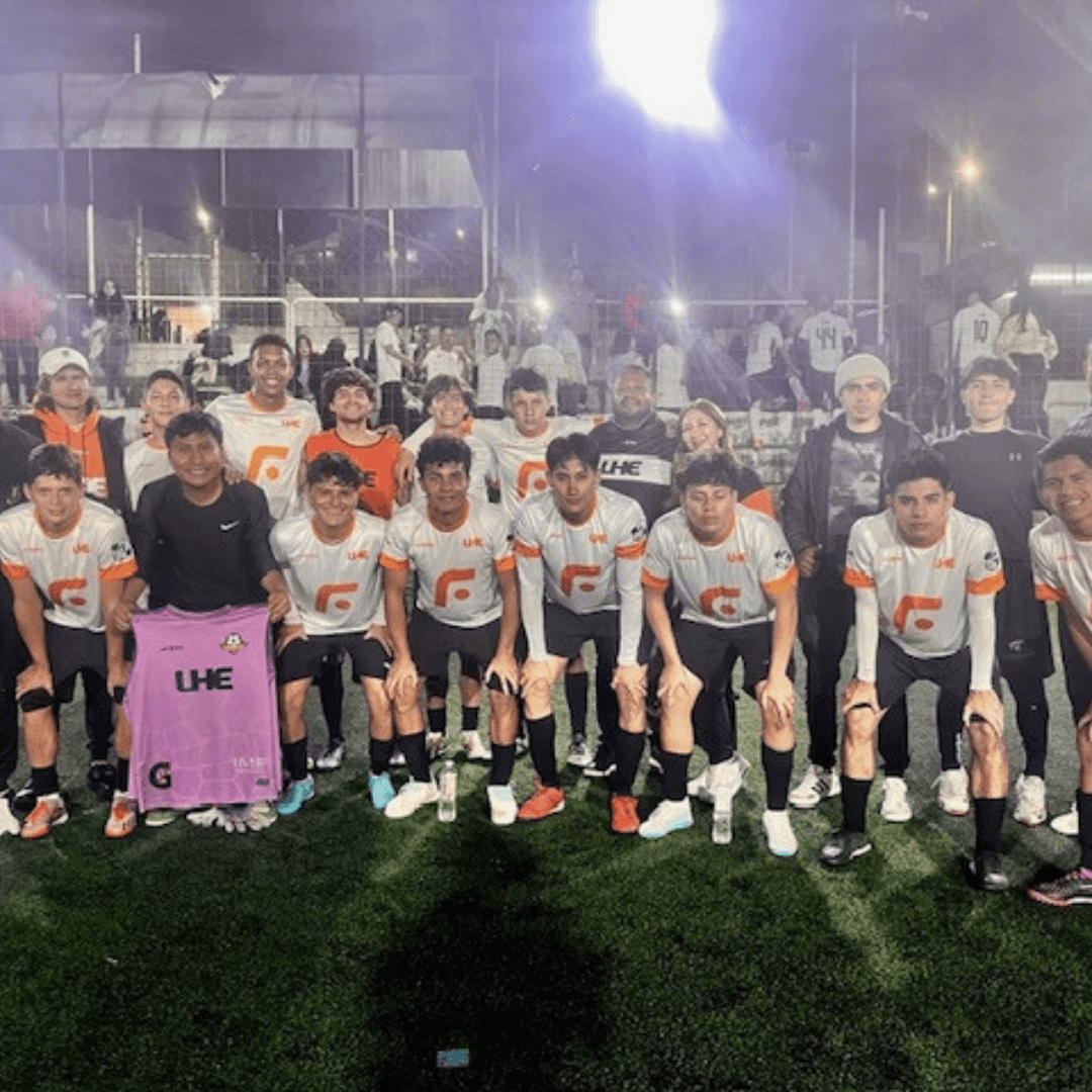 Selección UHE continúa victoriosa en la Copa Aniversario SKY 2025