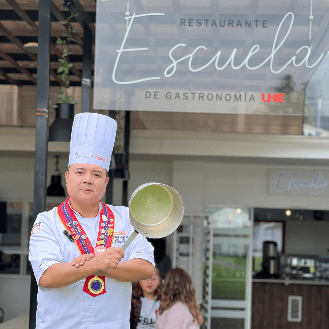Restaurante Escuela de Gastronomía de la UHE celebra su primer aniversario con éxito rotundo