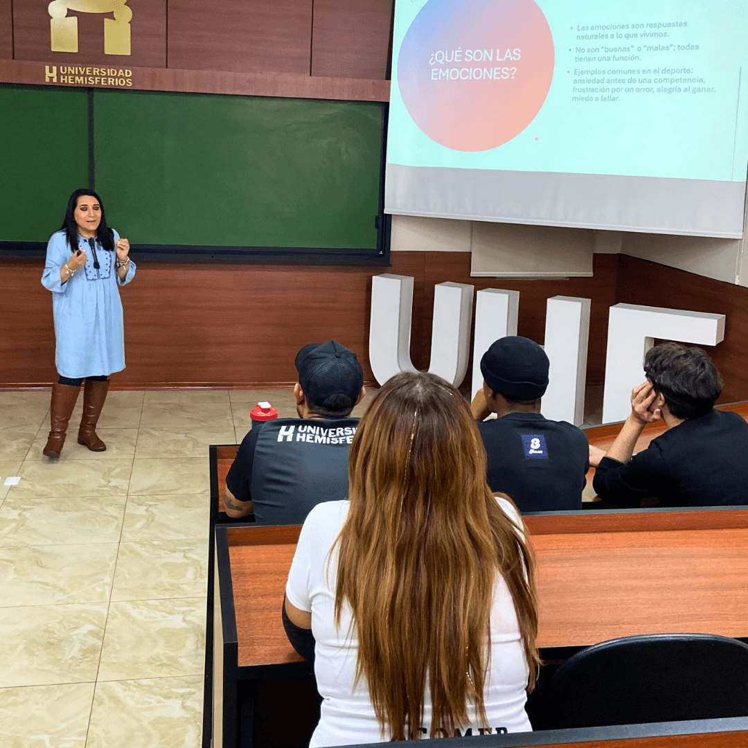 Bienestar Universitario promueve la gestión emocional con la charla “Emociones en juego”