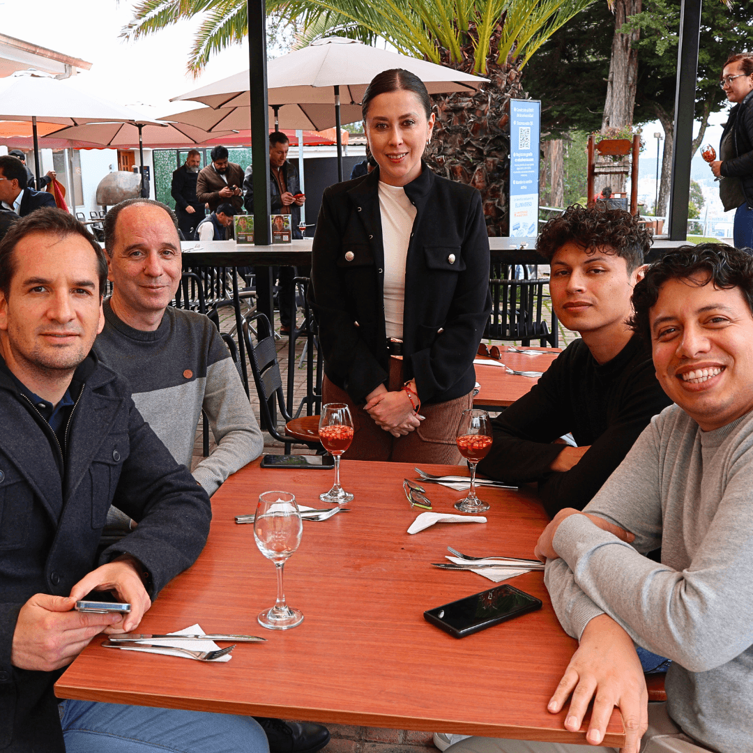 Universidad Hemisferios conmemora el Día del Padre promoviendo cultura de reconocimiento y comunidad