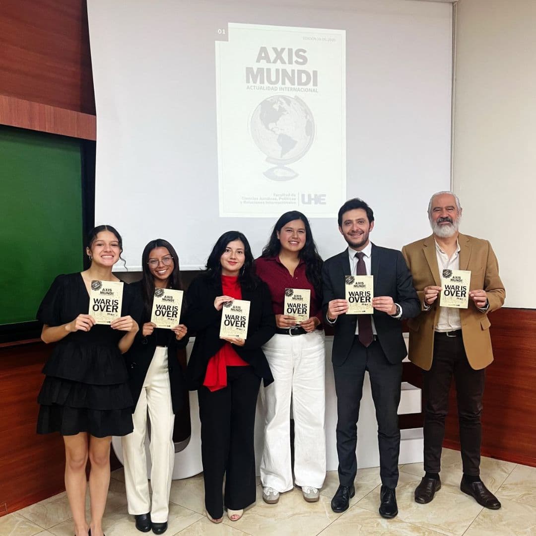 Se lanzó oficialmente la revista Axis Mundi en la UHE