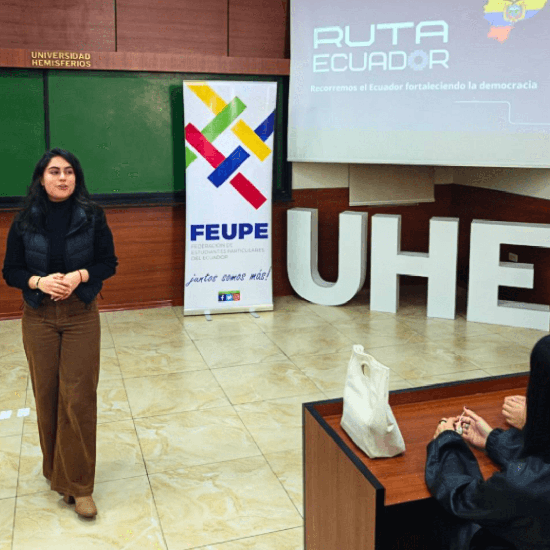 Universidad Hemisferios impulsa liderazgo juvenil con el taller “Ruta Ecuador”