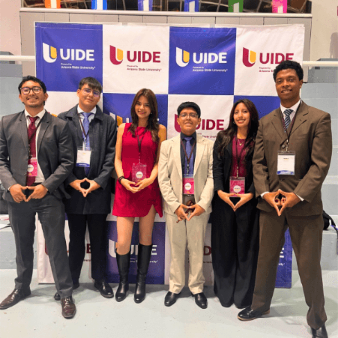 Club de Naciones Unidas de la Universidad Hemisferios brilla en ONUIDE 2025