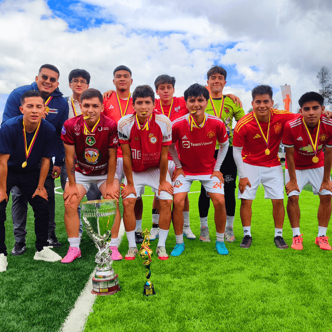Clausura UHE Sports con premiaciones, integración y la final del torneo de fútbol