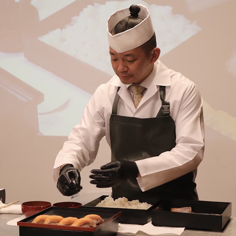 Visita del Embajador del Japón a la Universidad Hemisferios impulsa vínculos académicos y culturales en el “Primer Encuentro de Cultura Gastronómica Japón–Ecuador”