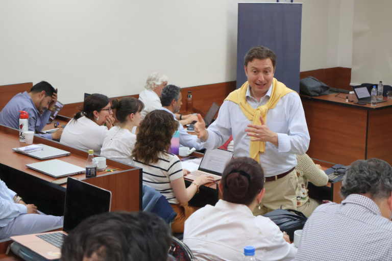 Pensar la universidad desde la vocación docente Universidad Hemisferios Curso De Cultura Institucional 2025 Uhe Fortalece Su Misión Pensar La Universidad Desde La Vocación Docente Universidad Hemisferios
