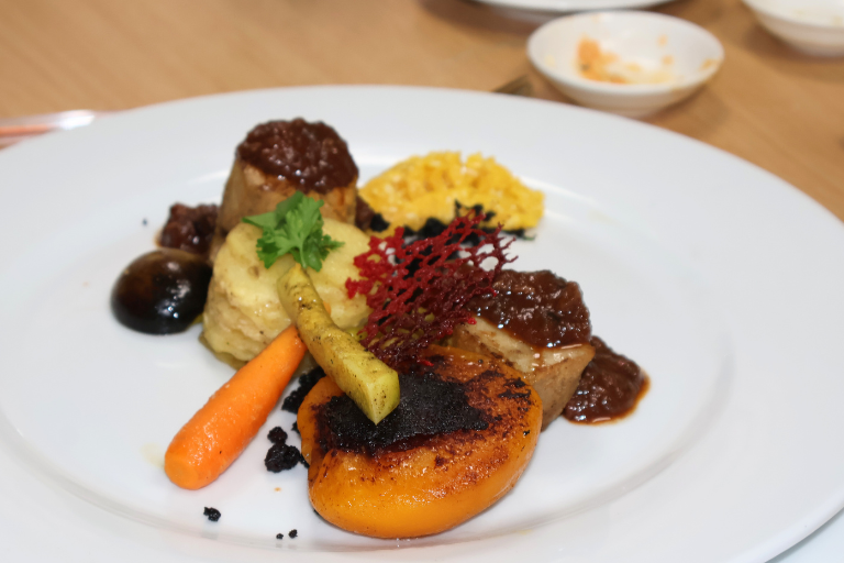 banquete libertador gastronomia UHE 6 - Universidad Hemisferios