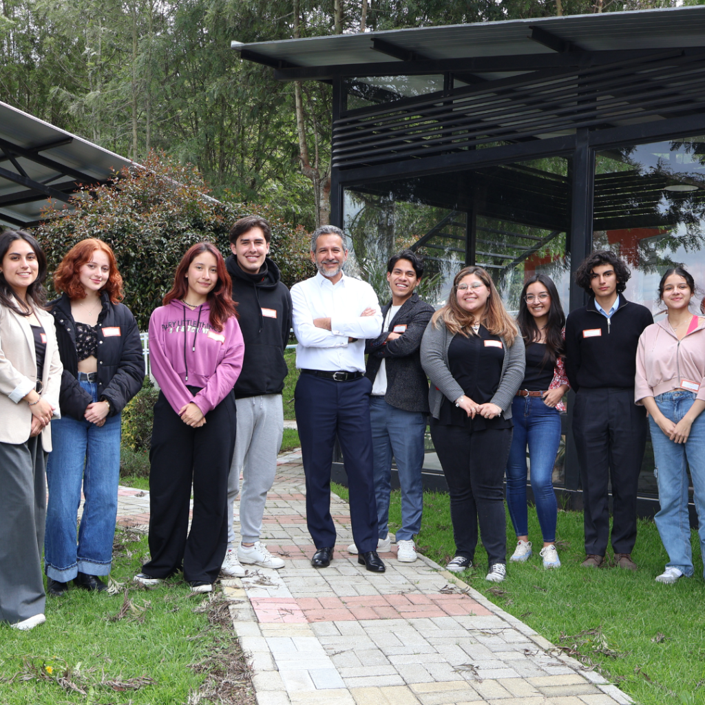 club de innovación con el rector UHE