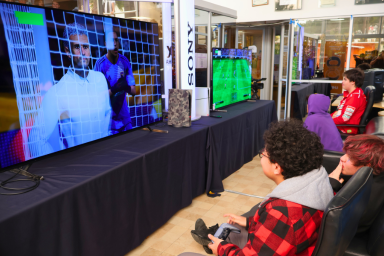 ESports UHE Universidad Hemisferios La Uhe Organiza Su Primer Torneo De E sports Una Experiencia Académica Innovadora Liderada Por Estudiantes