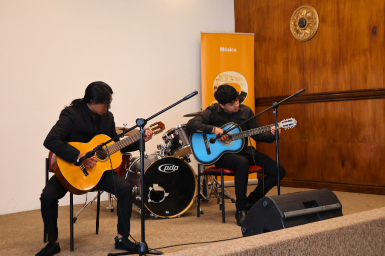 Recitales música popular Universidad Hemisferios Recitales Uhe Estudiantes De Música Muestran Su Talento En Escenarios Profesionales