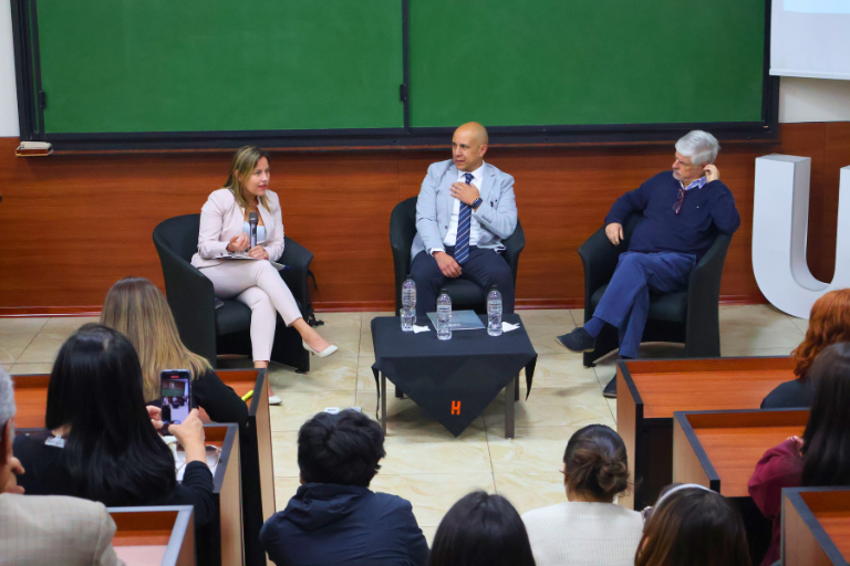 Quito y sus desafíos Universidad Hemisferios Quito Y Sus Desafíos Comunidad Académica Analiza El Presente Y Futuro De La Ciudad