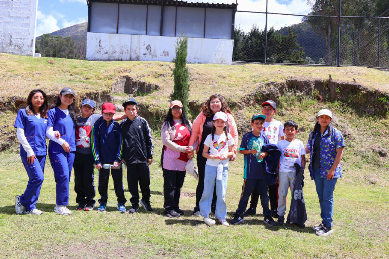 Campamento de verano KIDS UHE Universidad Hemisferios Campamento De Verano kids Uhe