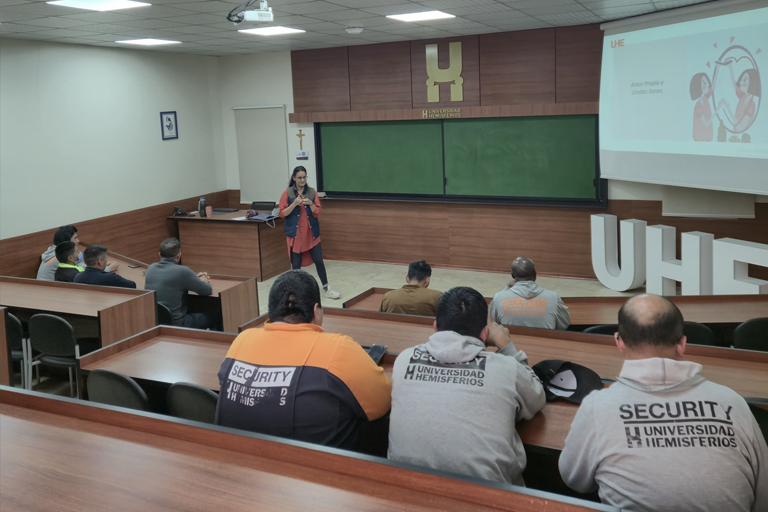 30nota23 Universidad Hemisferios La Uhe Promueve El Bienestar Emocional Laboral Con Jornadas Sobre Amor Propio Y Límites Sanos