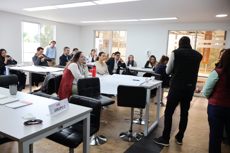 reunión estratégica uhe 1 Universidad Hemisferios Uhe Impulsa Su Planificación Estratégica Con Líderes Académicos