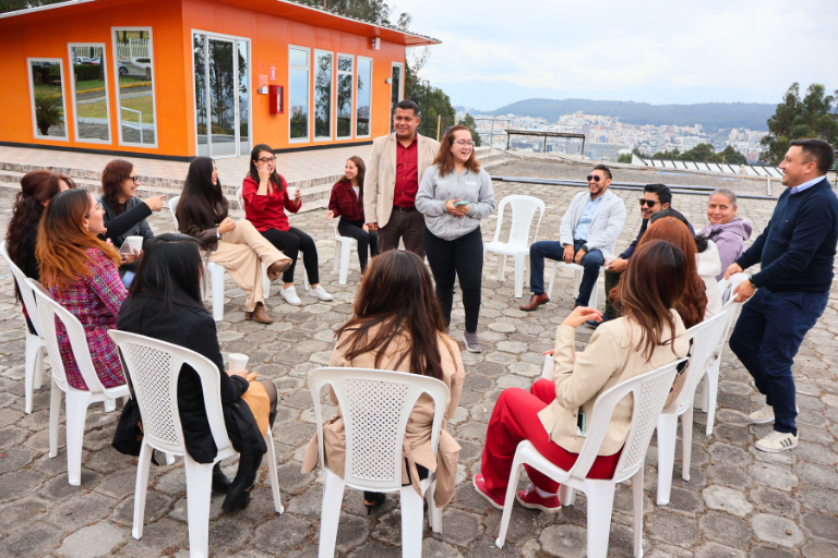 Uhe Dio La Bienvenida a Nuevos Docentes Y Colaboradores En La Jornada De Inducción 2025 2