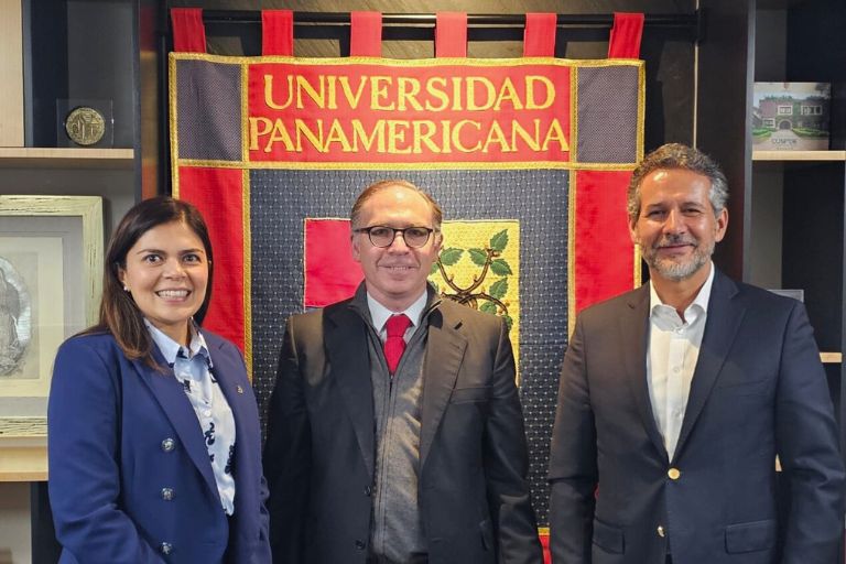 Rector De La Uhe Fortaleció Lazos Con La Universidad Panamericana De México 