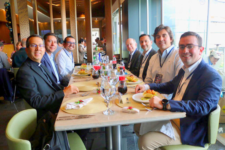 Encuentro Internacional de Facultades de Comunicación 2025 Universidad Hemisferios Uhe Presente En El Encuentro Internacional De Facultades De Comunicación 2025