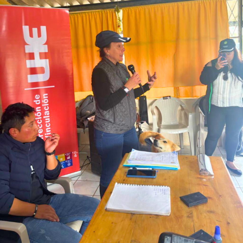 Universidad Hemisferios fortalece la educación y la salud comunitaria en Cochas, Imbabura