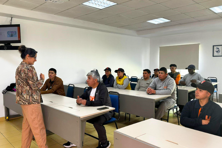 Jornada de formación Universidad Hemisferios Universidad Hemisferios Promueve El Valor De La Honestidad En Su Comunidad Laboral