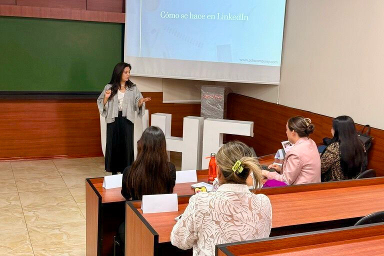 Culmina La Primera Promoción De Politikas Programa De Formación Política Para Mujeres Que Actúan En Lo Público