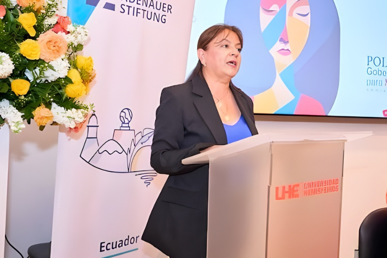 Culmina La Primera Promoción De Politikas Programa De Formación Política Para Mujeres Que Actúan En Lo Público