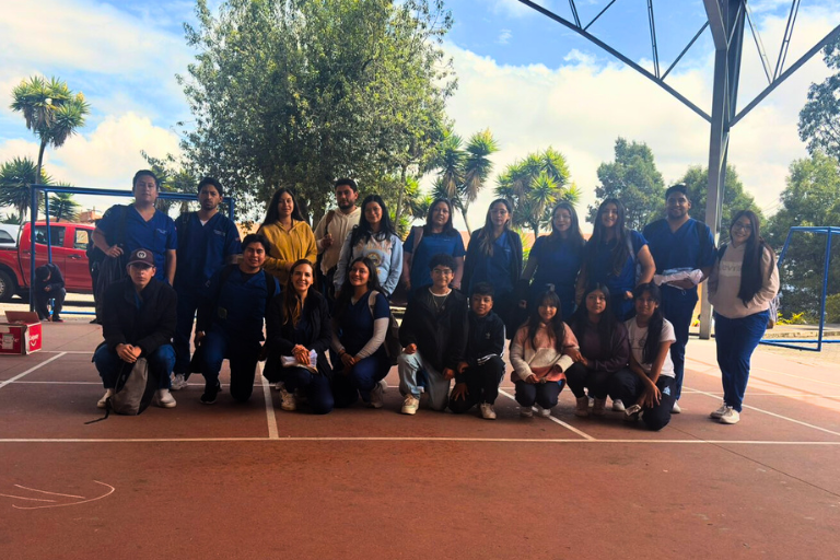 Uhe Impulsa La Salud Bucal Infantil Con Atención Preventiva Y Especializada a Niños De La Fundación Niños De María