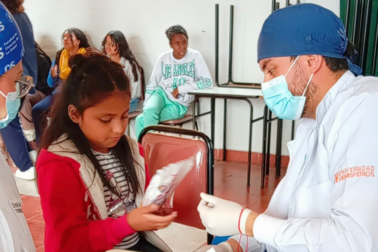 Uhe Impulsa La Salud Bucal Infantil Con Atención Preventiva Y Especializada a Niños De La Fundación Niños De María