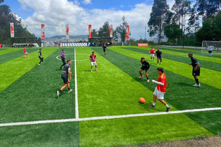 Clausura Uhe Sports Con Premiaciones Integración Y La Final Del Torneo De Fútbol 