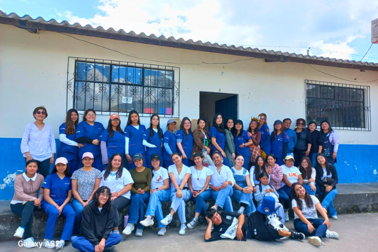 Visita Académica Al Centro Educativo Comunitario Intercultural Bilingüe josé Vasconcelos De Cotacachi